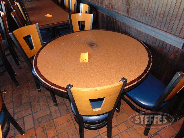 Round dining table, 48-, (4) metal chairs_1.jpg